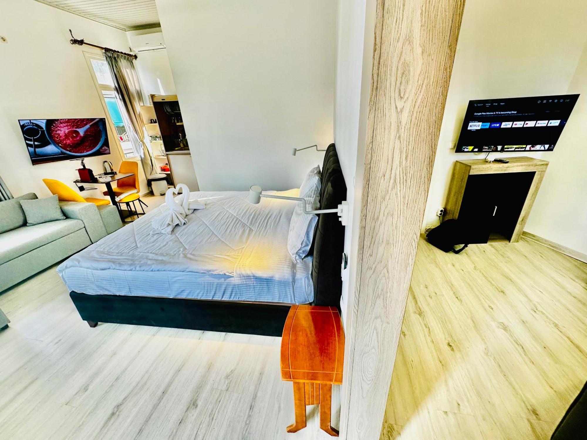 Travelers Luxury Suites, Studios & Apartments Corfu  Exterior foto