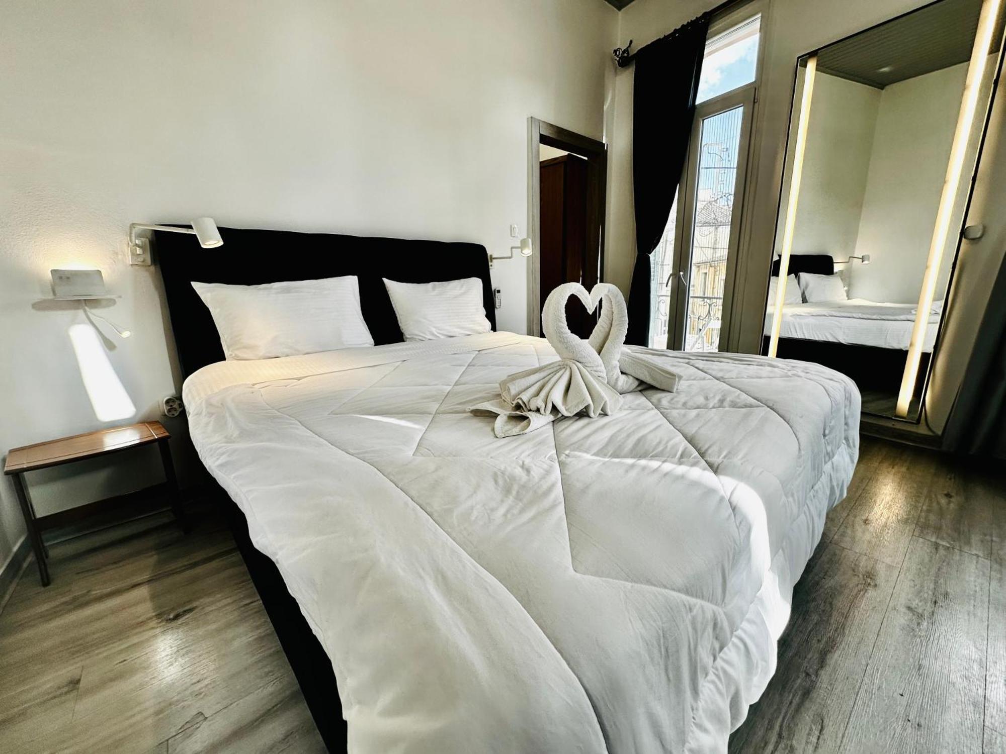 Travelers Luxury Suites, Studios & Apartments Corfu  Exterior foto